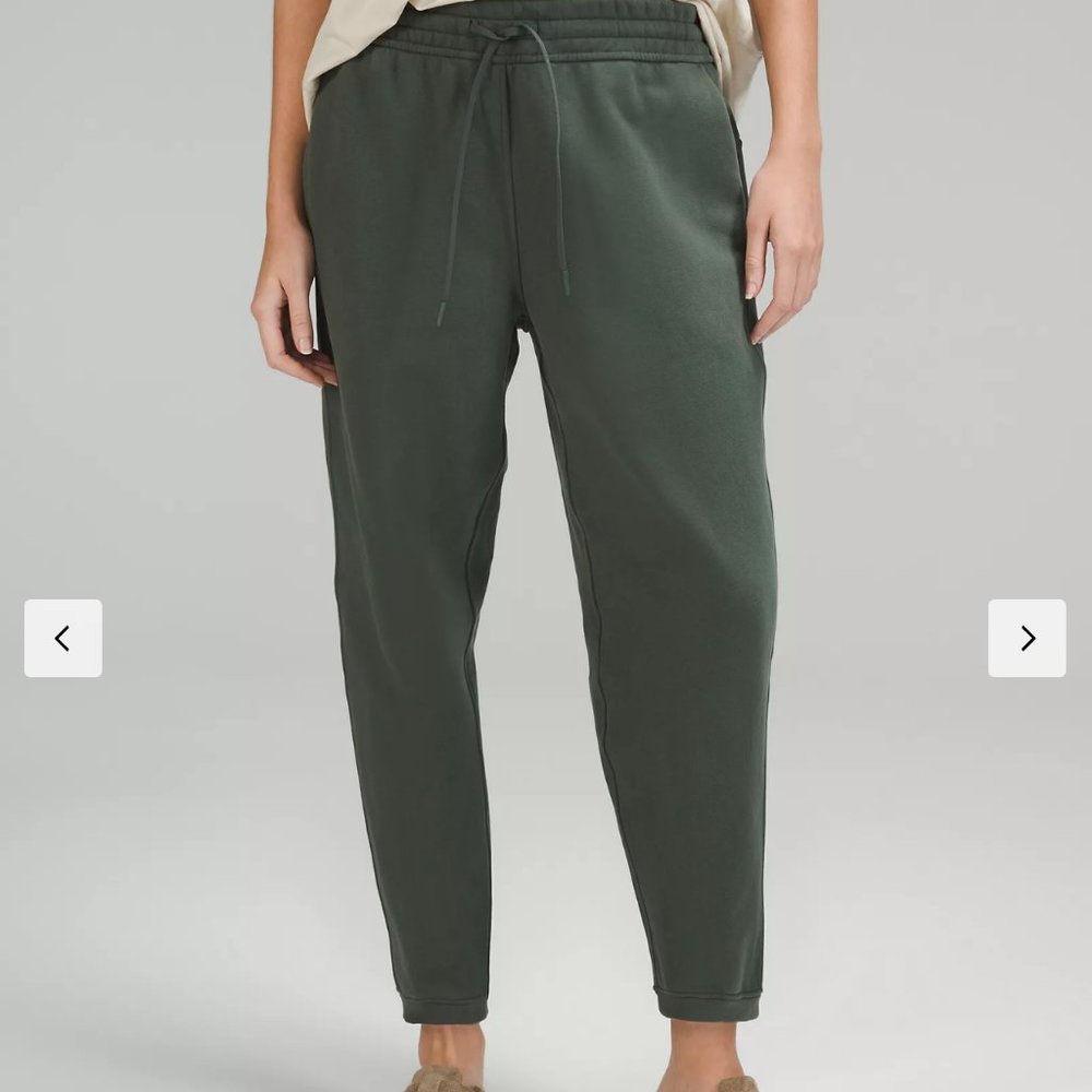 NWT Loungeful Cropped High Rise Joggers Smoked Spruce Sz 8